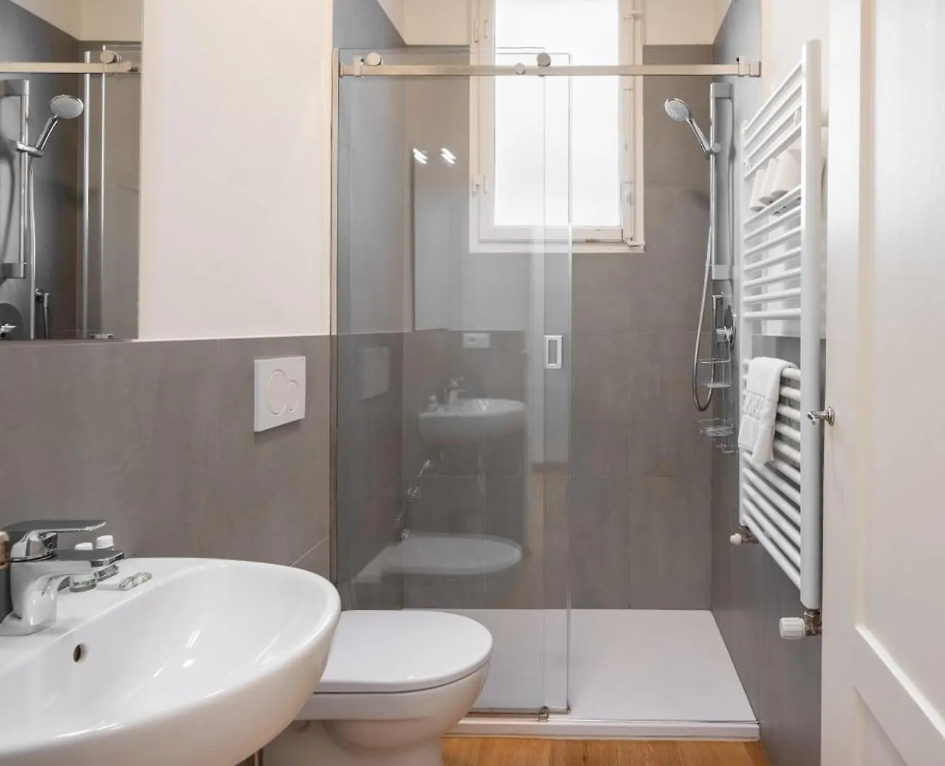 Keys Of Italy - Benci 20 Terratetto - Big Apartment Nearby Santa Croce Florencie Itálie