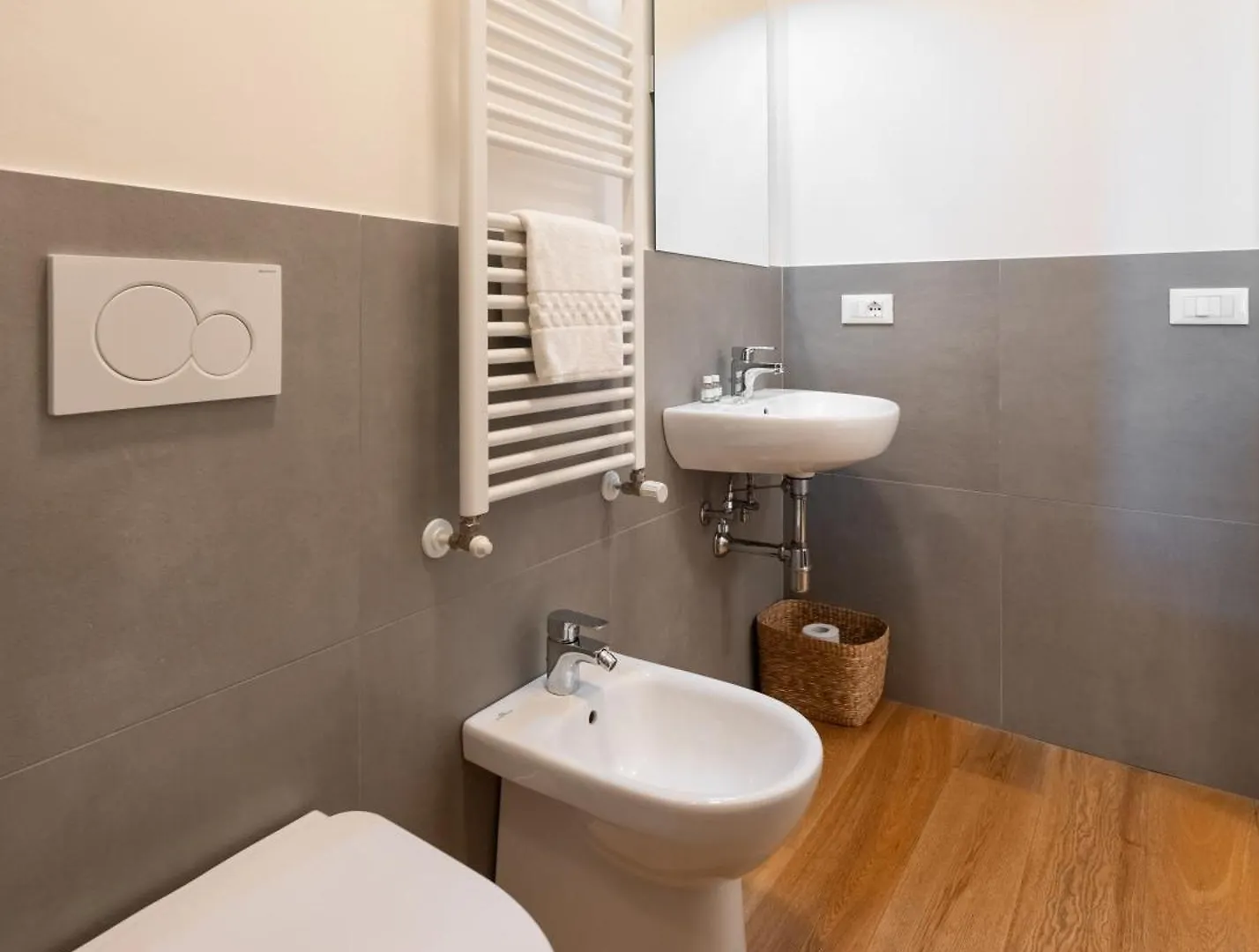 Keys Of Italy - Benci 20 Terratetto - Big Apartment Nearby Santa Croce Florença 0*,