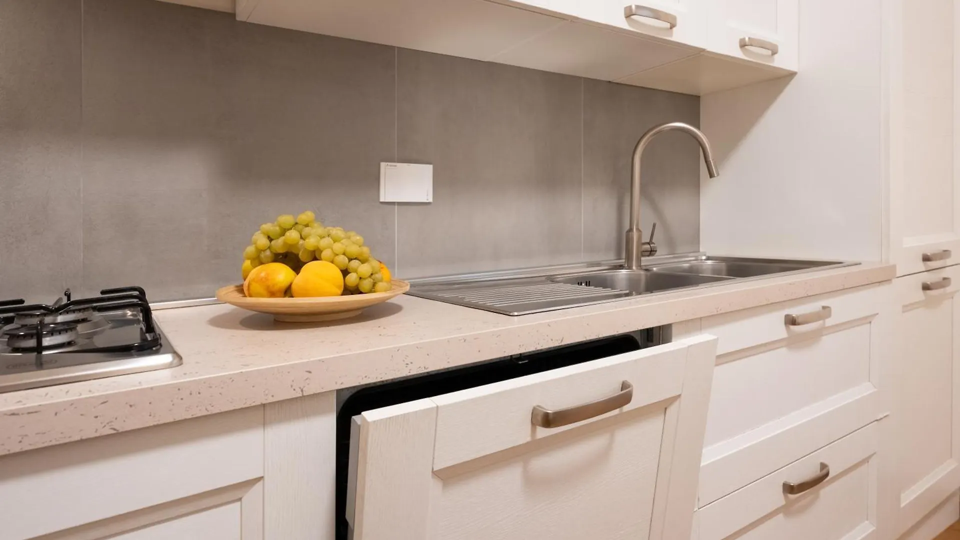 Keys Of Italy - Benci 20 Terratetto - Big Apartment Nearby Santa Croce Florença 0*,